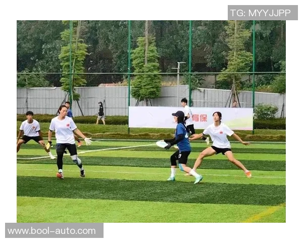 飞盘专题：聚焦成都飞盘队的配合_1